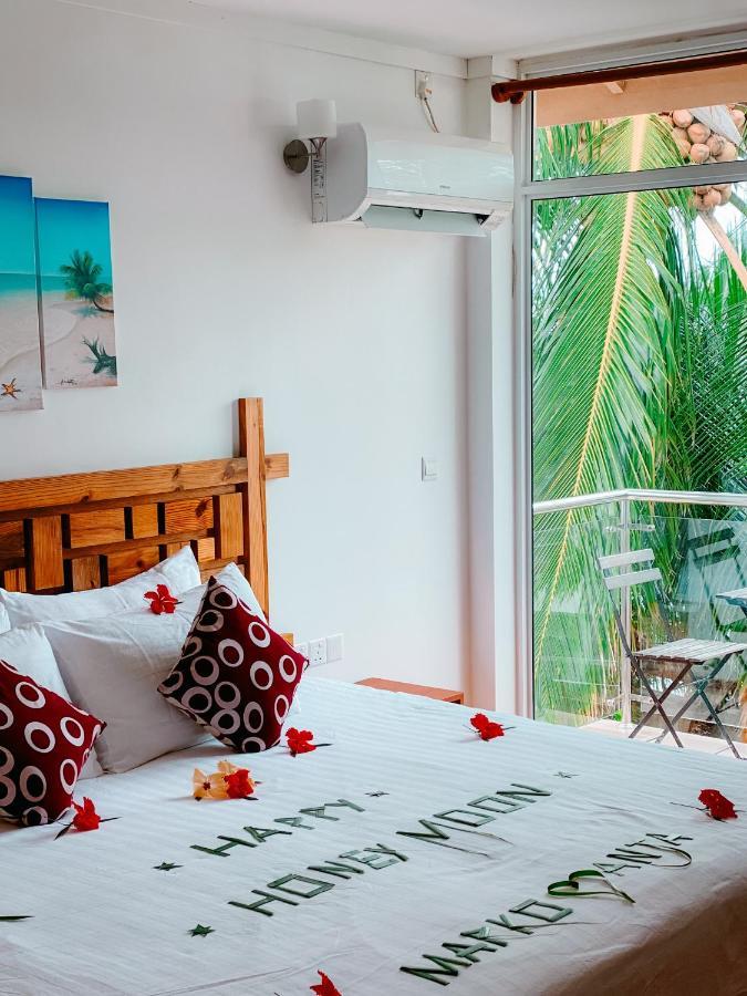 Rasdhoo 拉斯杜浅湖旅馆酒店 外观 照片